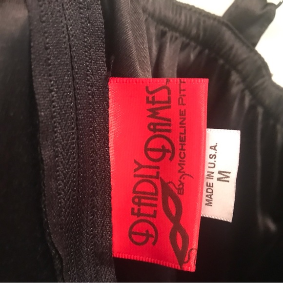 Deadly Dames dress size Med. - Picture 2 of 7